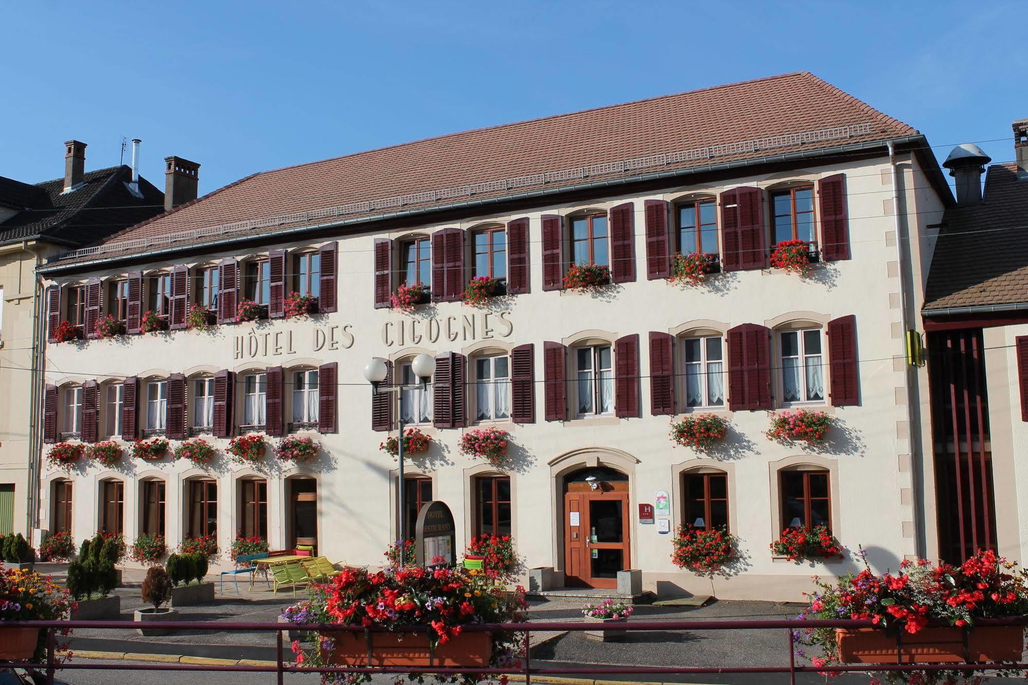 Les Cigognes Hotel Abreschviller Buitenkant foto